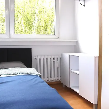 - Ul Czarnieckiego Apartment Wroclaw